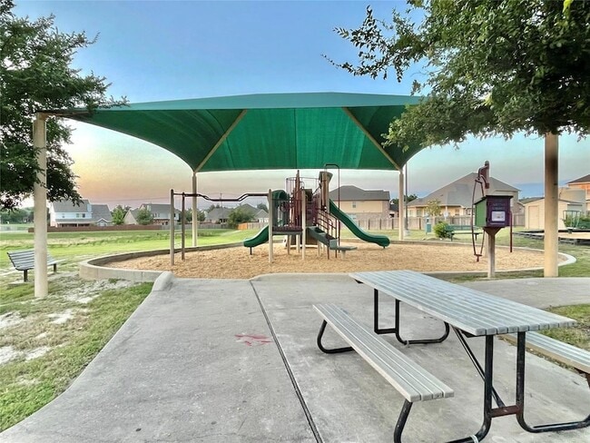 Building Photo - 110 Nick Price Loop