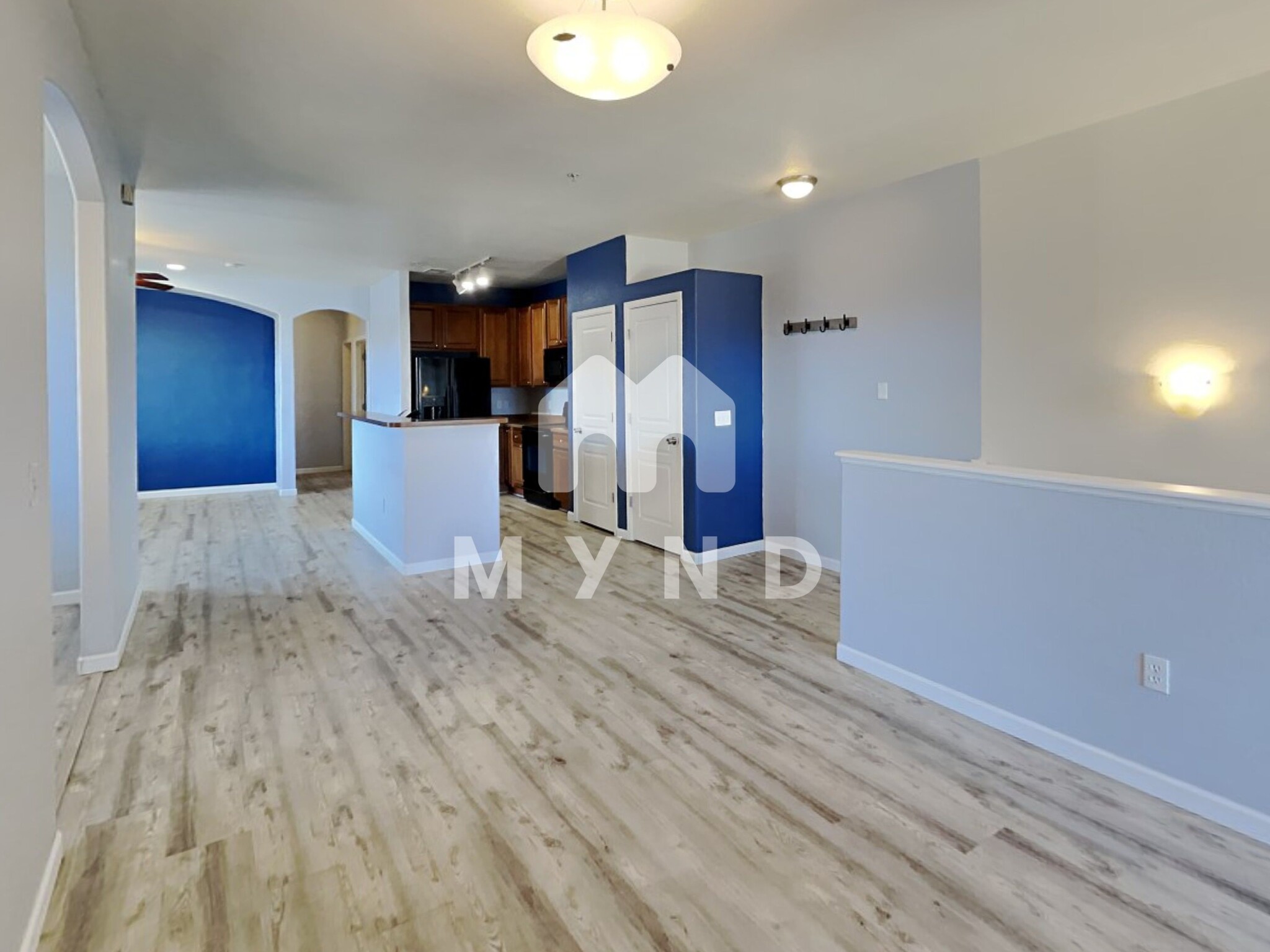 Building Photo - 803 E 98th Ave