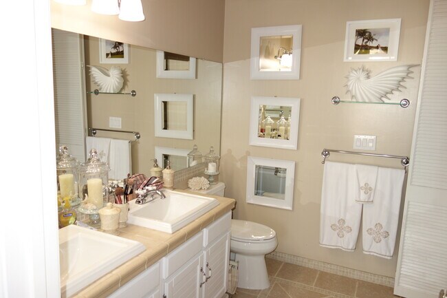 Building Photo - 5500 Torrance Blvd