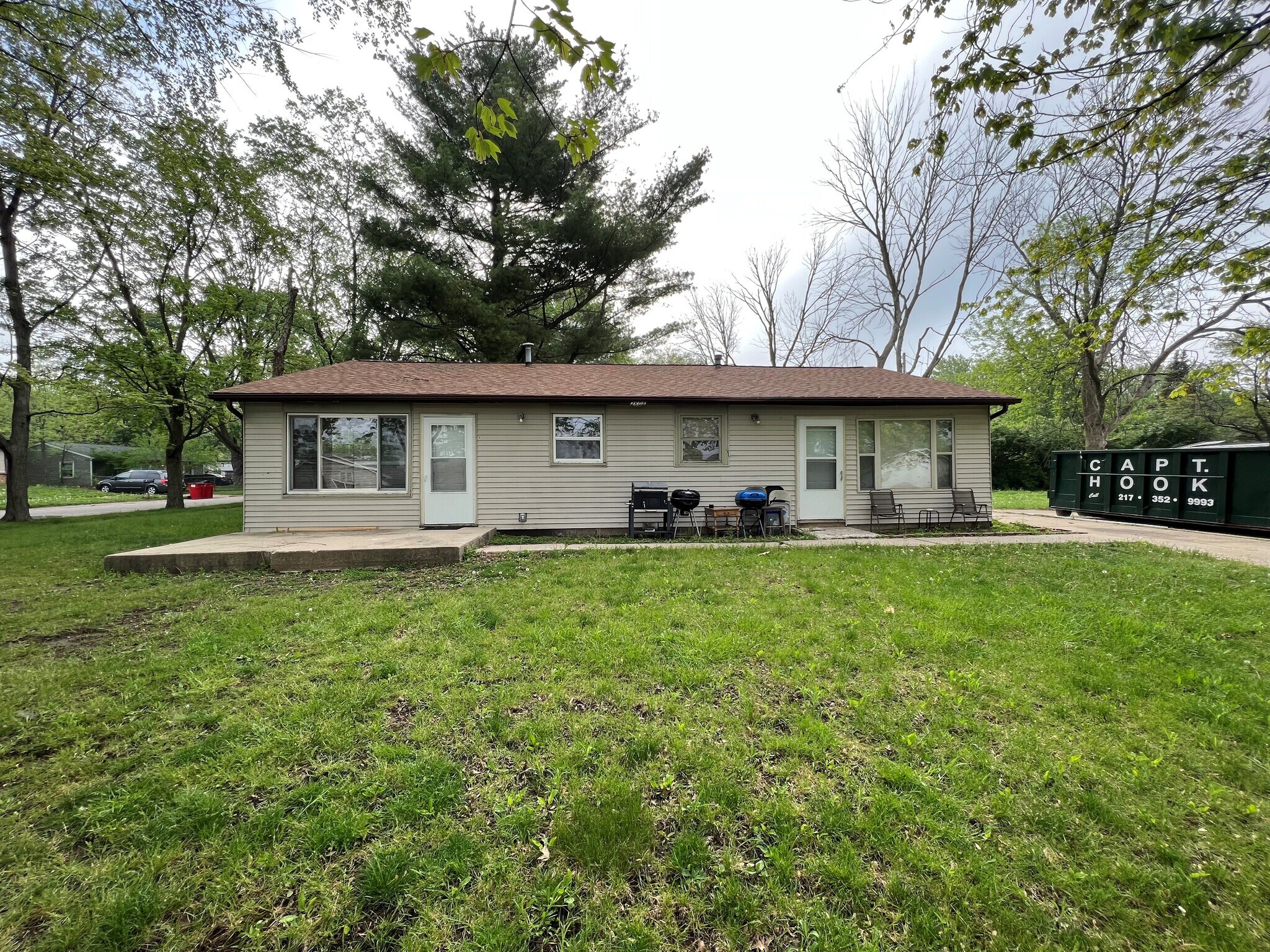 Building Photo - 2608 Dale Dr