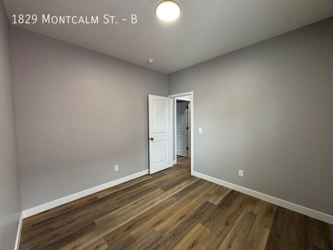 Building Photo - 1829 Montcalm St