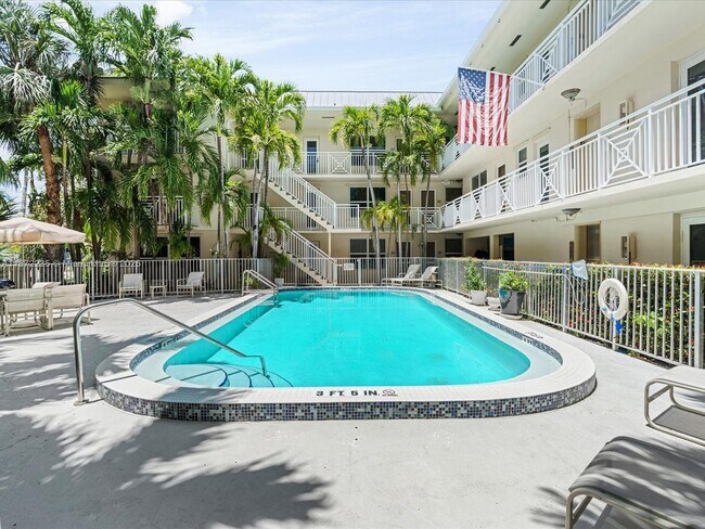 Building Photo - 255 Sunrise Dr