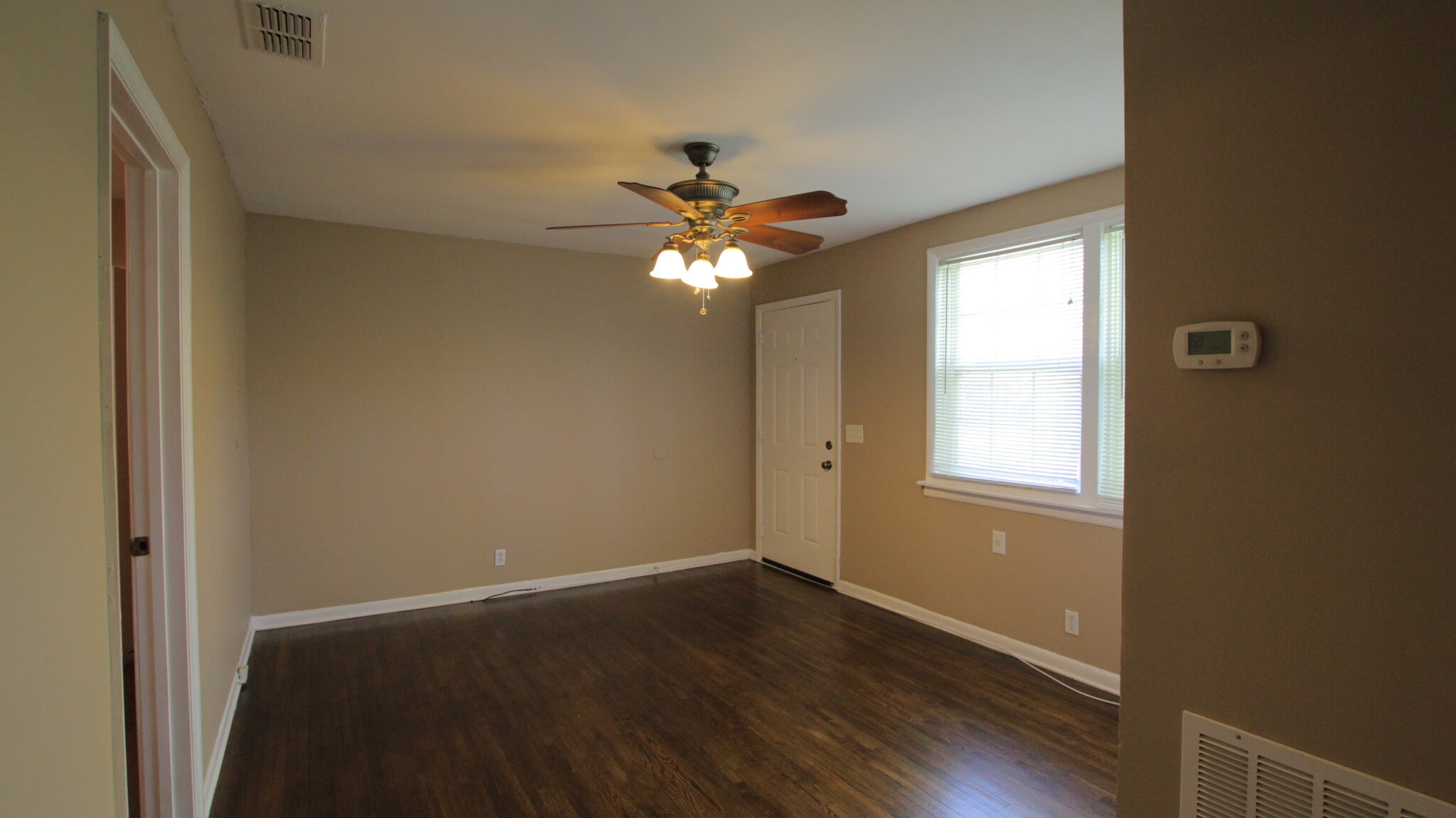 Living room - 2425 Chapel Avenue