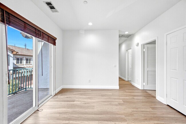 Building Photo - 4751 Via Altamira