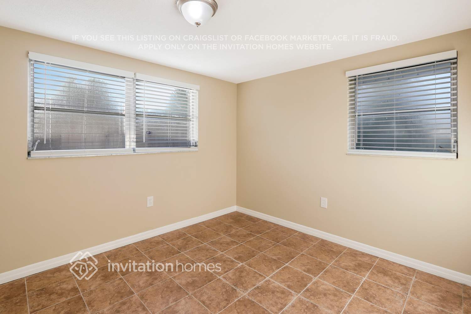 Building Photo - 8018 Pineapple Ln