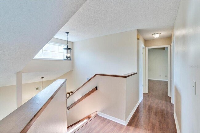 Building Photo - 1575 Lawndale Cir