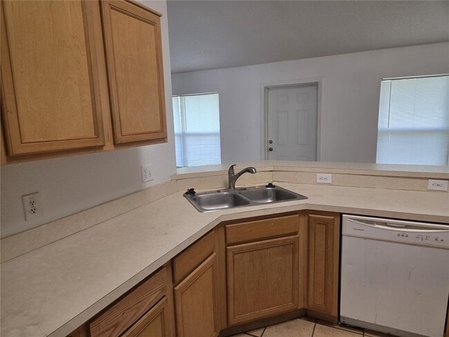 Building Photo - 407 Arkansas Ct