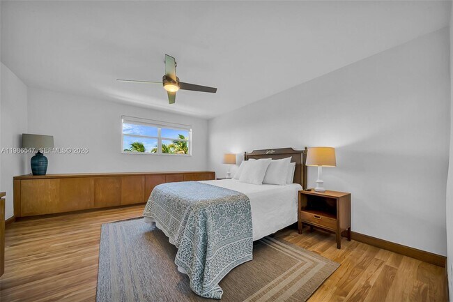 Building Photo - 555 Crandon Blvd