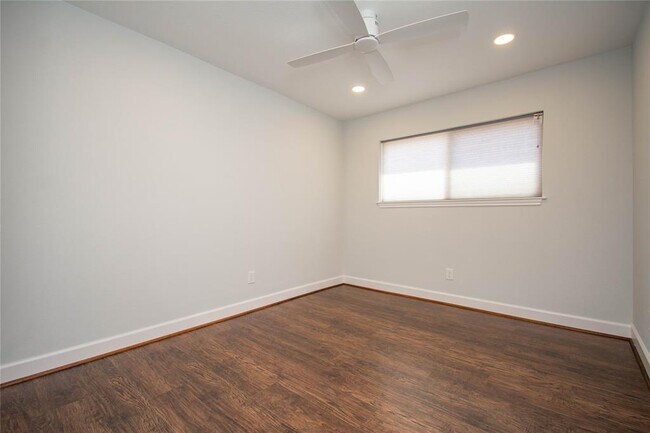 Building Photo - 6810 Northampton Way