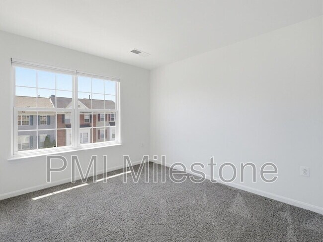 Building Photo - 47 Hokes Run