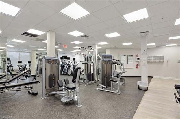 Building Photo - 15035 Sterling Oaks Dr