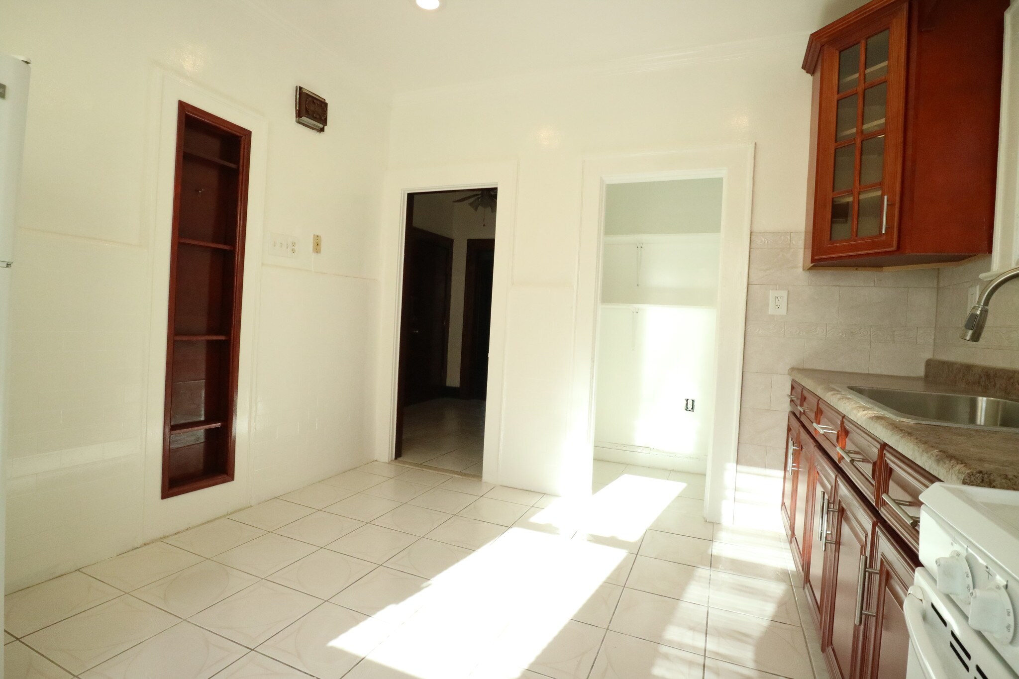 Building Photo - 90 Norman Rd