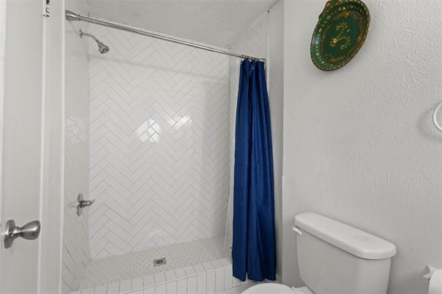 Building Photo - 3304 Crest Ridge Dr