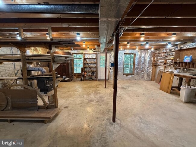 Building Photo - 100 Aquia Creek Rd