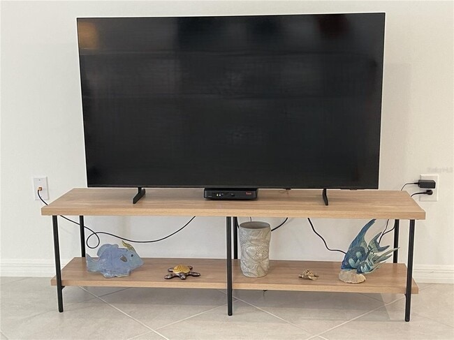 Building Photo - 1912 Saddlewood Cir