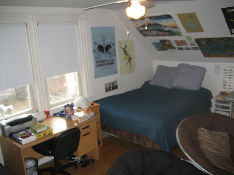 Building Photo - 70 Chester St