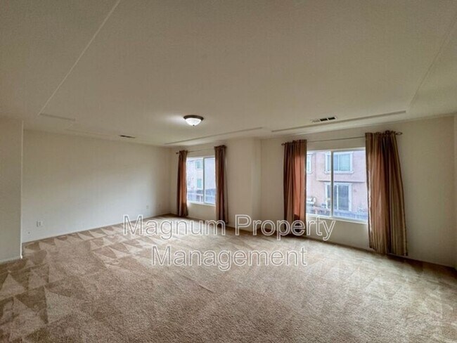 Building Photo - 29675 Ski Ranch St