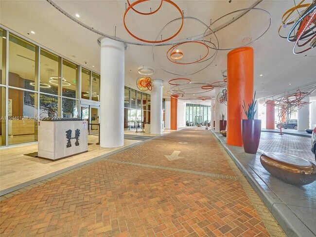 Building Photo - 4111 S Ocean Dr