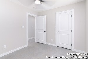 Building Photo - 2004 Cedar Hill Dr