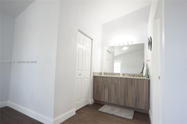 Building Photo - 610 NW 108th Terrace