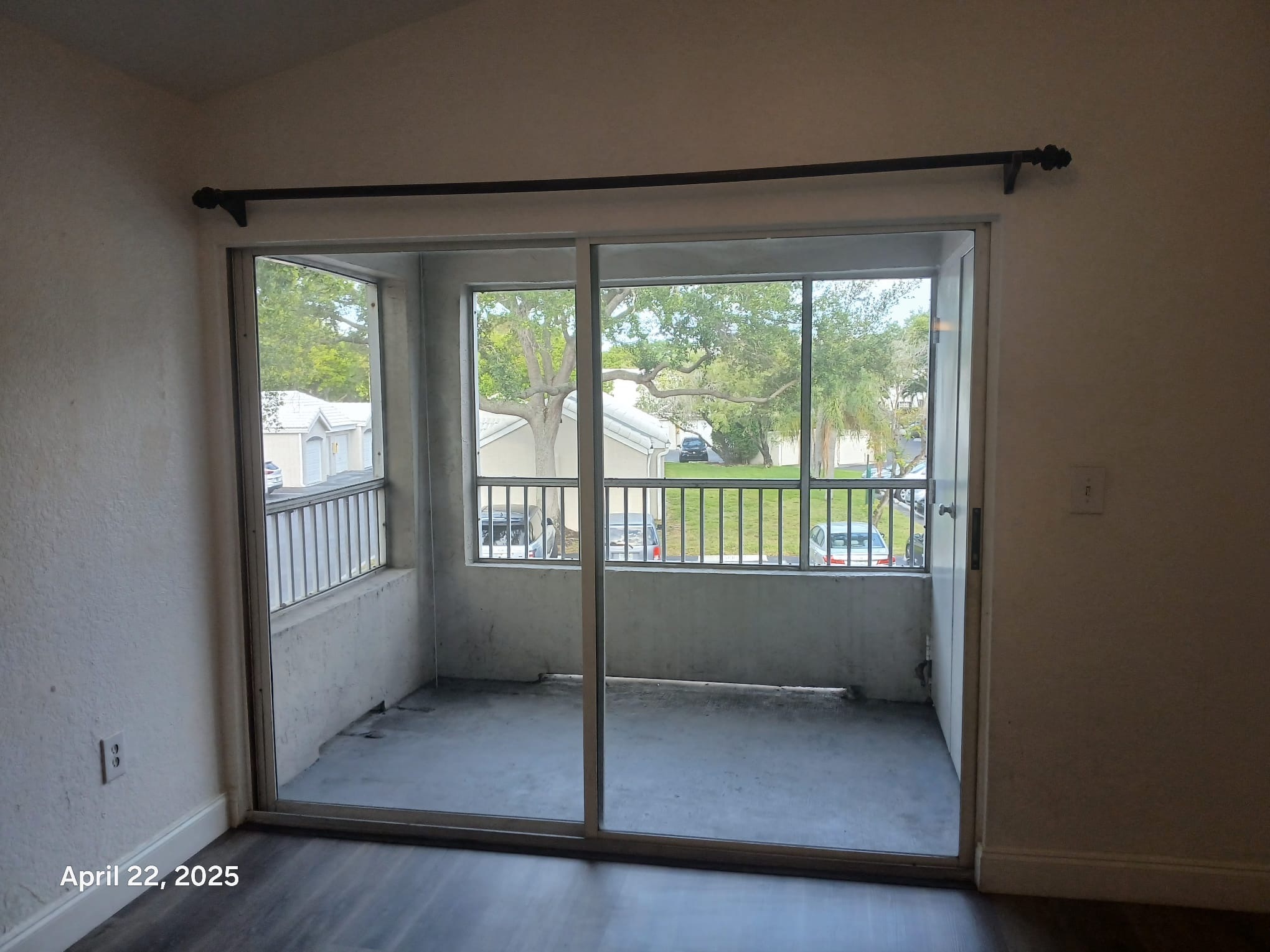 Building Photo - 2850 N Oakland Forest Dr
