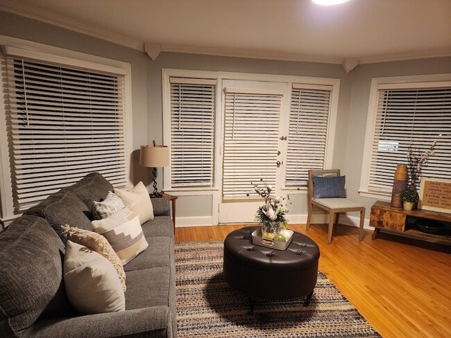 Building Photo - 1215 Trotwood Ave