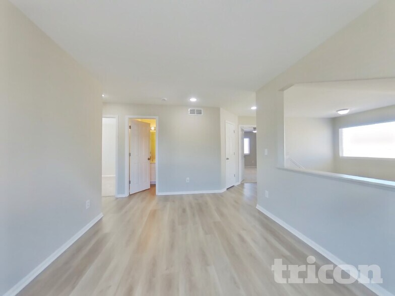 Building Photo - 13829 Josephine Ct