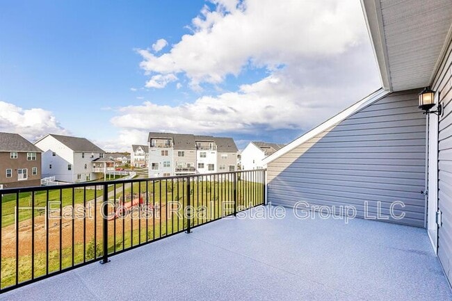 Building Photo - 2273 Marcy Dr