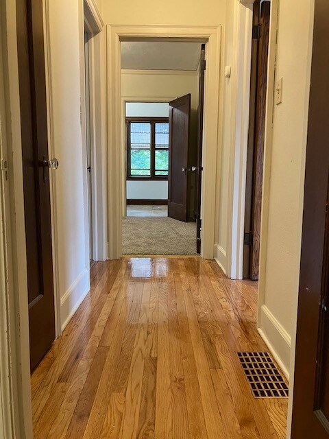 Large unit - 1114 20th St