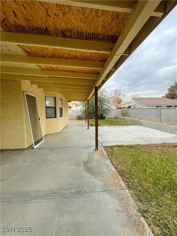 Building Photo - 7440 Lattimore Dr