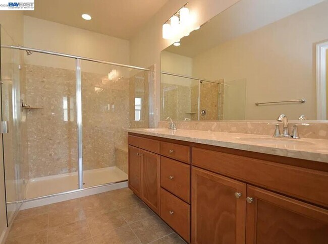 Building Photo - 5683 Melodia Cir