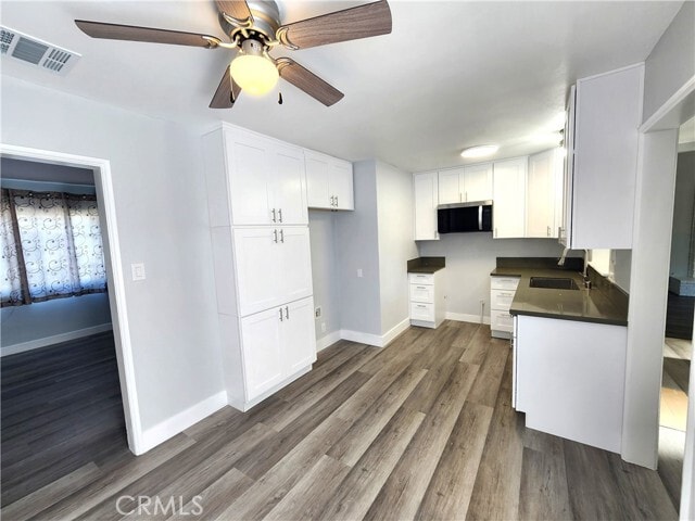 Building Photo - 9448 Rendalia St