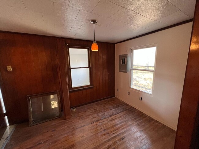 Building Photo - 2408 US-301