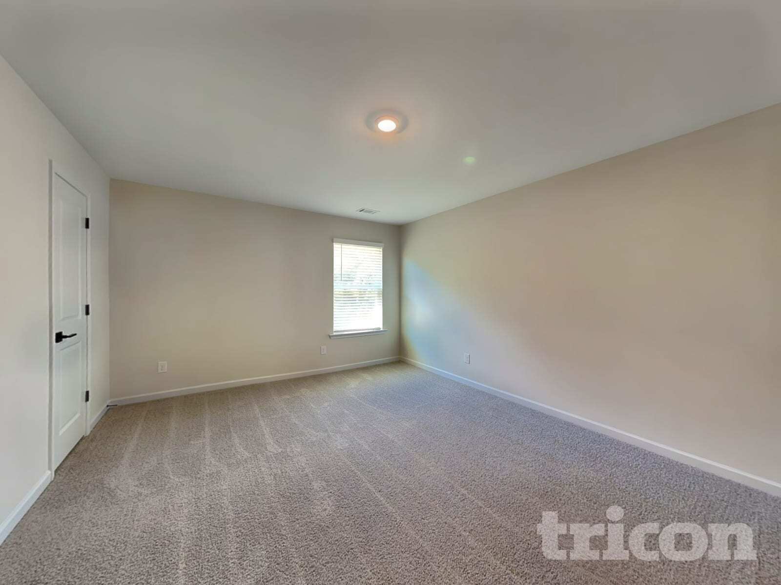 Building Photo - 3725 Saddle Bag Ct