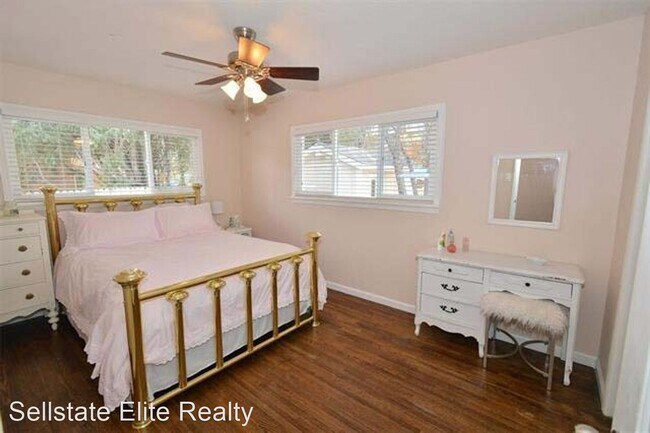 Building Photo - 4 br, 3 bath House - 1622 Marquita Ave