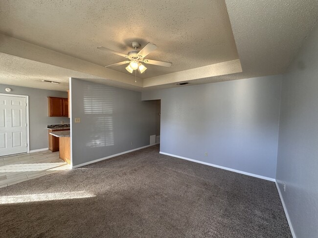 Building Photo - 4203 Savannah Cir