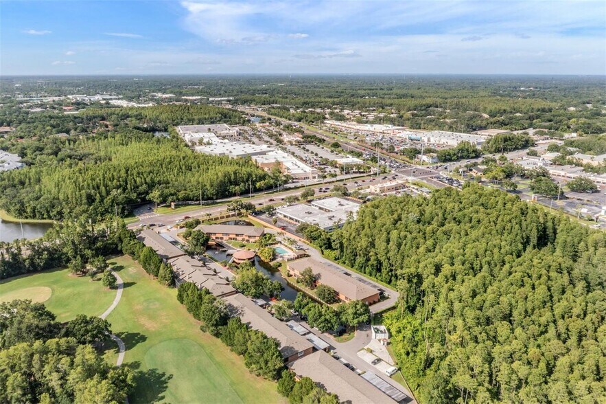 Building Photo - 14810 Par Club Cir