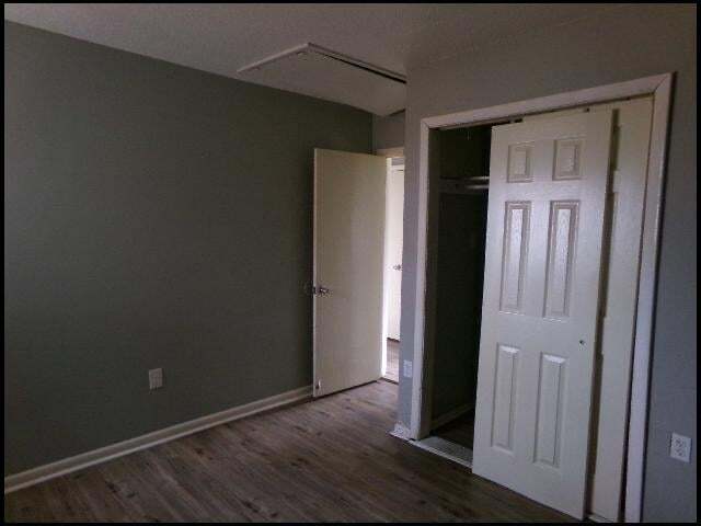 Building Photo - 305 Smart St