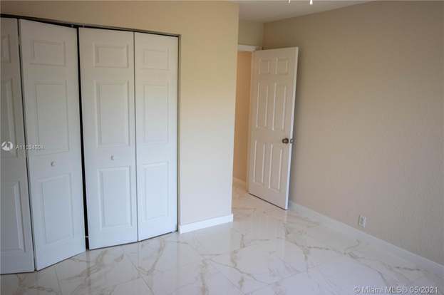 Building Photo - 316 Sunshine Dr