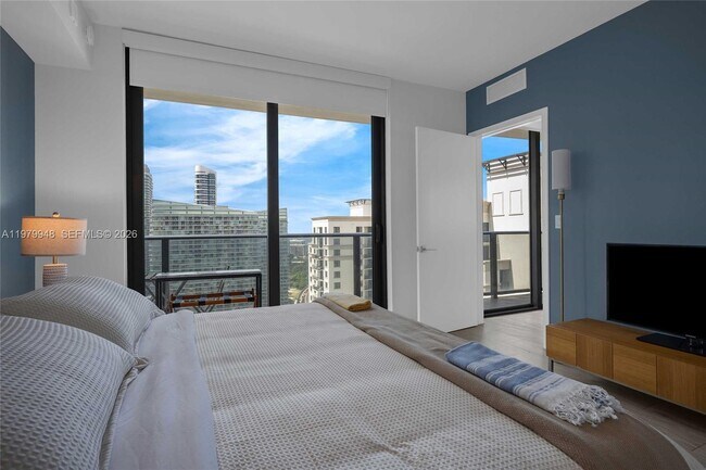 Building Photo - 55 SW 9th St