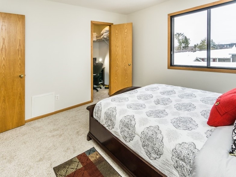 Building Photo - 3256 Dodd Ln