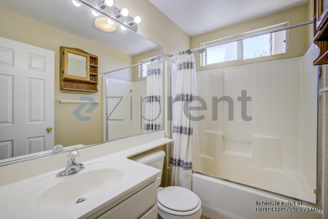 Building Photo - 5838 Cornish Heath Ct