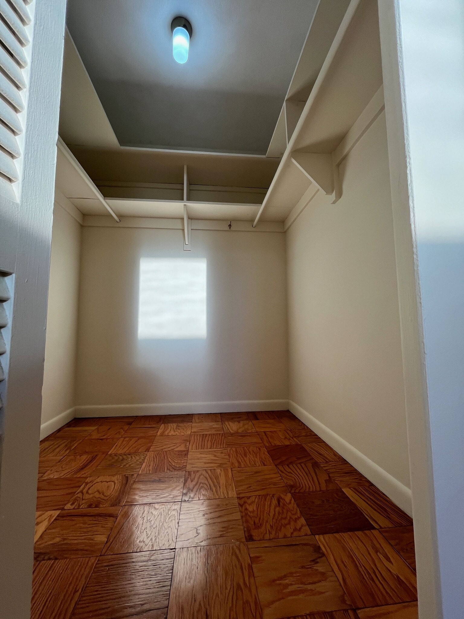 Building Photo - 57 Monmouth St