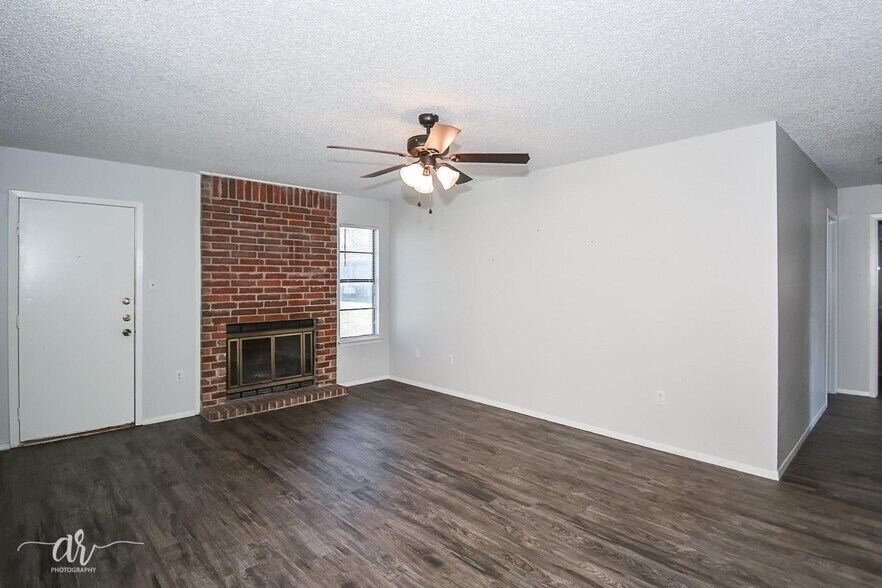 Building Photo - 1725 Partridge Pl