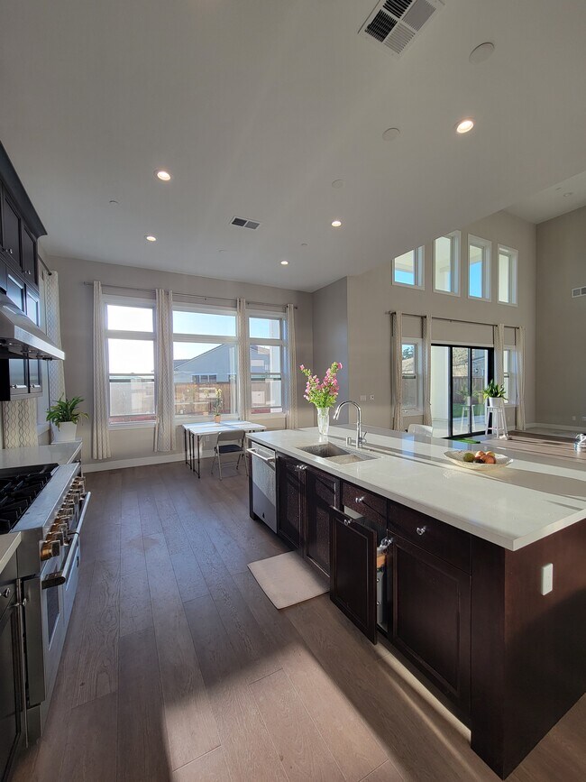 Building Photo - 2163 Shadow Creek Ct