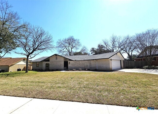 Primary Photo - 118 Richardson Dr