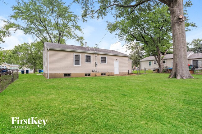 Building Photo - 1006 Aspen Dr