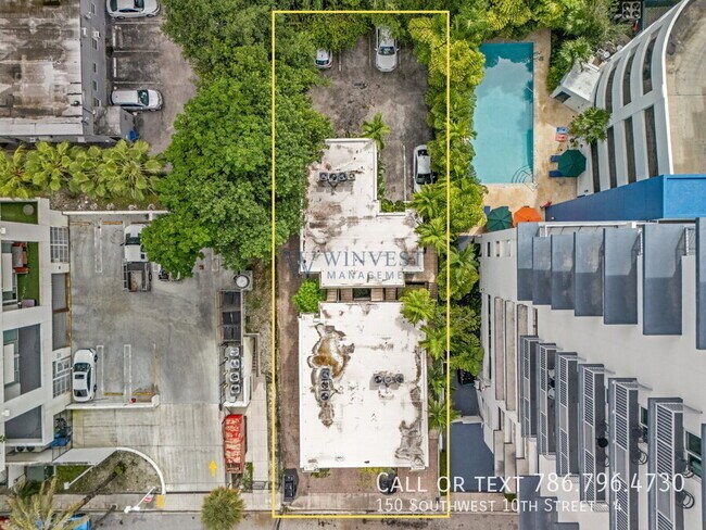 Building Photo - 150 SW 10th St