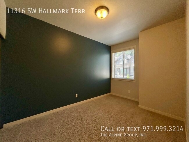 Building Photo - 11316 SW Hallmark Terrace