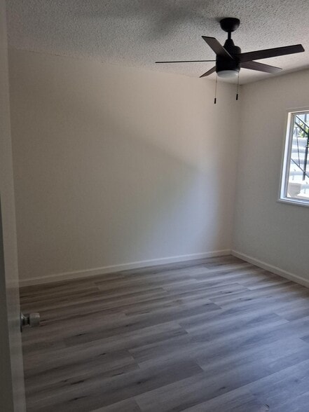 Building Photo - 641 Hardin Dr
